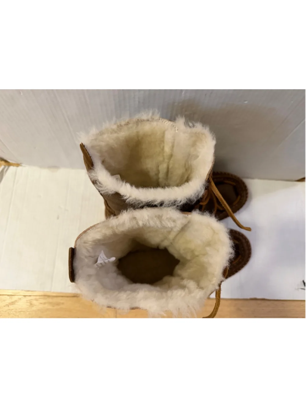 L.L.Bean Brown Shearling Leather Winter Boots Women’s US 10 M Lace Up Lamb Fur M